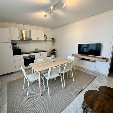 Au Coeur Du Quartier Taittinger Lägenhet Reims Exteriör bild