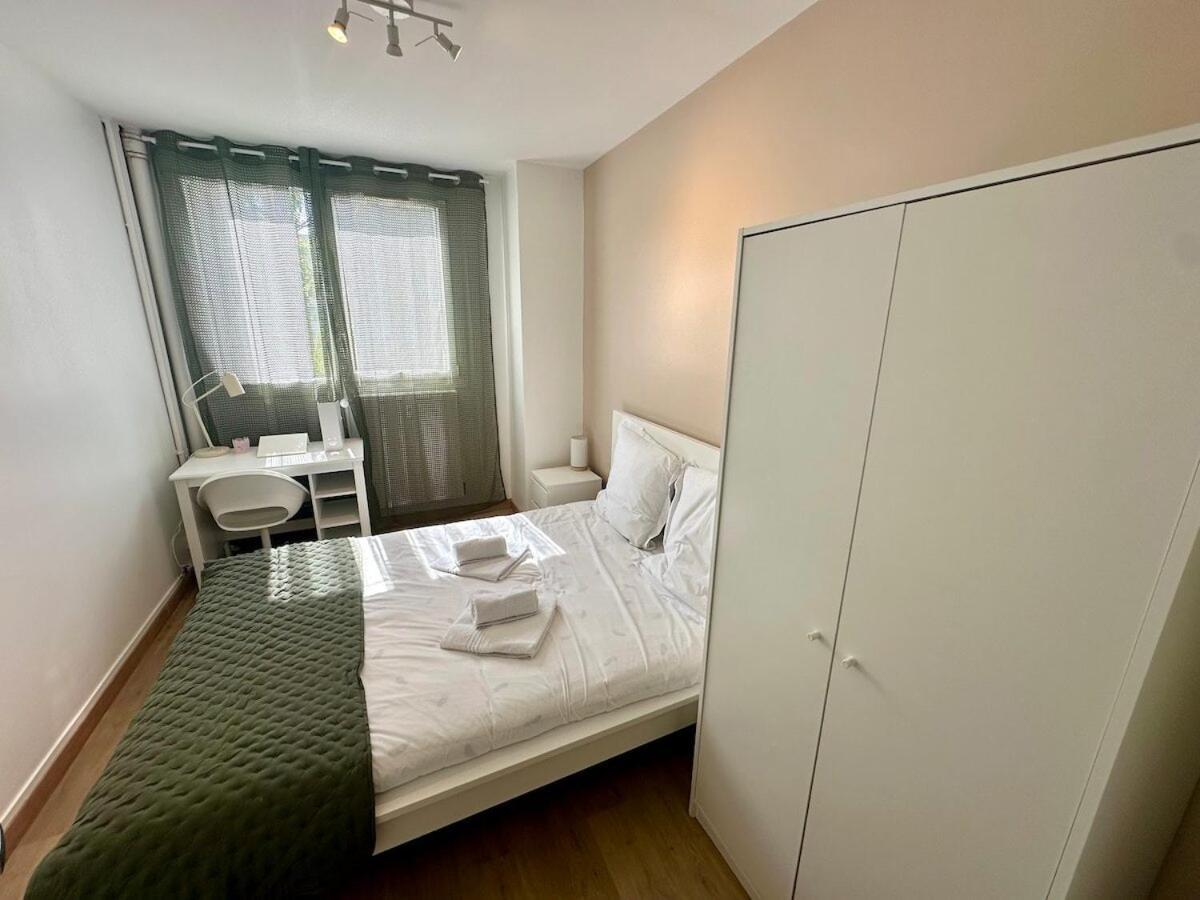 Au Coeur Du Quartier Taittinger Lägenhet Reims Exteriör bild