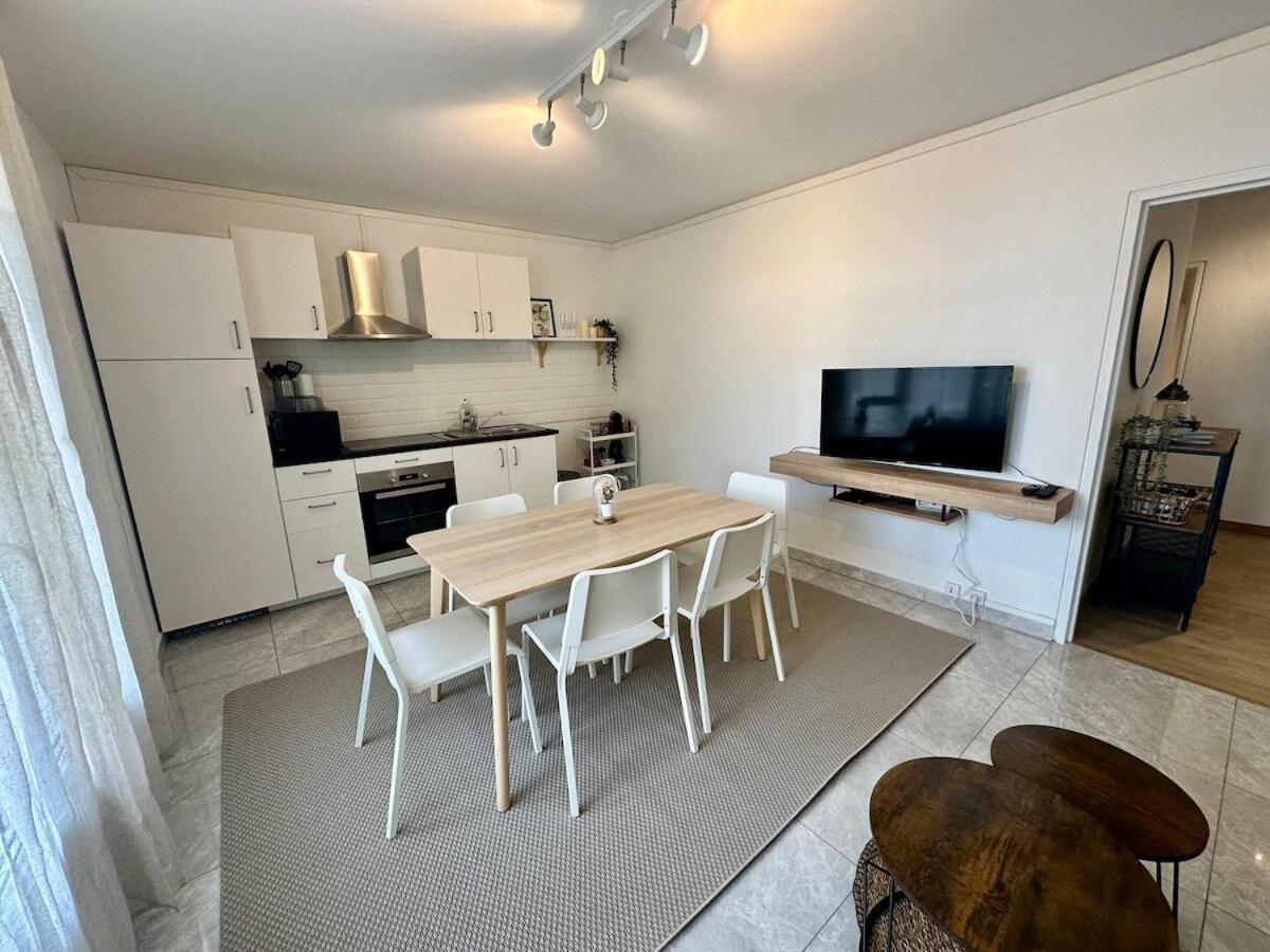 Au Coeur Du Quartier Taittinger Lägenhet Reims Exteriör bild